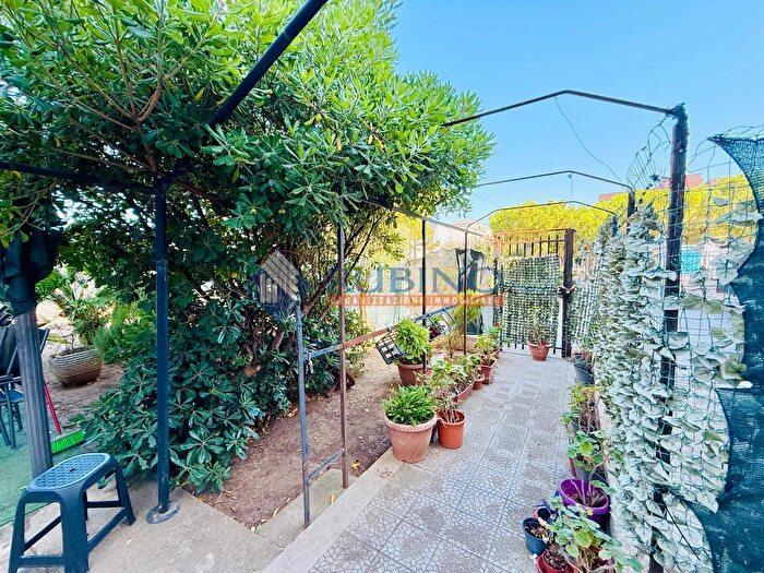 Appartamento trilocale in vendita in Piazza Madre Teresa di Calcutta, Trani