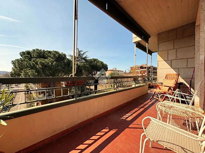 Appartamento con 6 locali in vendita in Via del Gignoro, Firenze