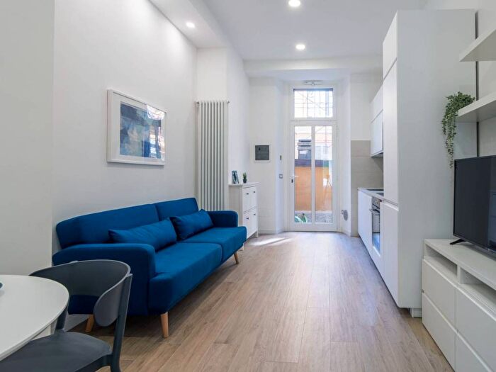 Appartamento bilocale in affitto in Via Ciro Menotti, Indipendenza, Milano