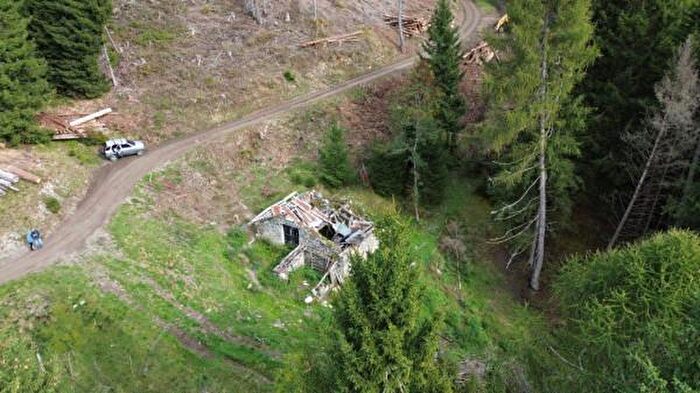 Casa con 5 locali in vendita in Incudine