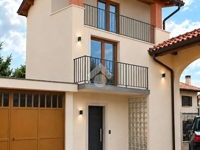 Casa bilocale in vendita in Via Ruata Ollasio, Giaveno