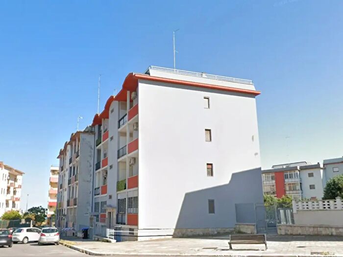 Appartamento quadrilocale in vendita in Via Basilicata, Bari