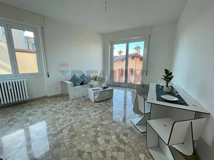 Appartamento quadrilocale in vendita in Cantu'