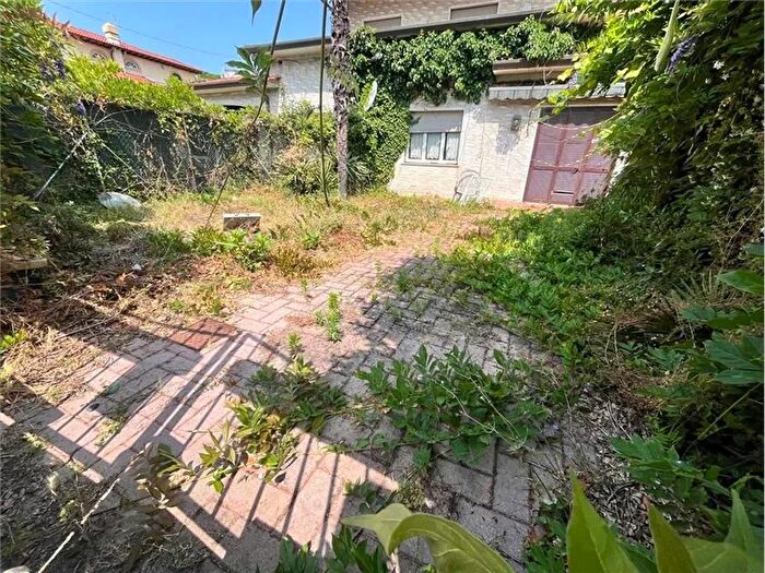 Casa in vendita in Forte Dei Marmi