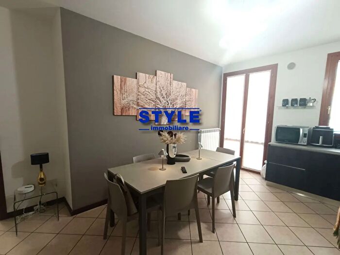 Appartamento quadrilocale in vendita in Camponogara