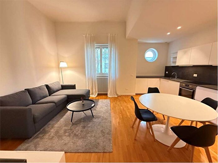 Appartamento trilocale in affitto in Leone Fortis, Maggiolina, Milano