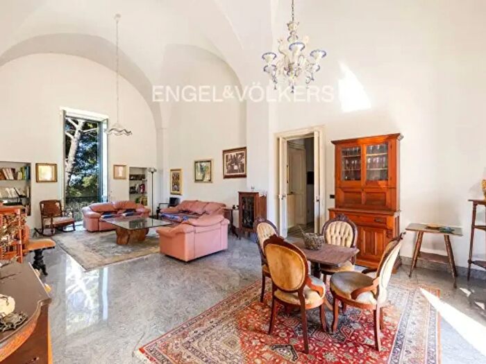 Casa con 6 locali in vendita in Via Roma, Matino