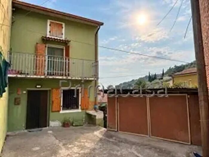 Casa trilocale in vendita in Via, Monteforte D'Alpone