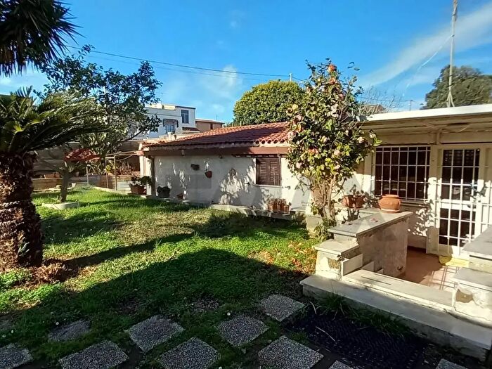 Casa bilocale in vendita in Via Norma, Nettuno