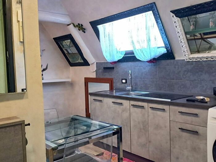 Casa monolocale in affitto in Via della Santabarbara, Ostia Ponente, Roma