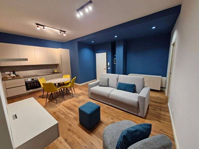 Appartamento bilocale in affitto in passo Frugoni, Quadrilatero, Genova