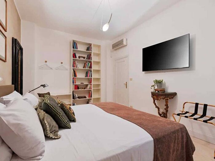 Appartamento trilocale in affitto in Via di San Sebastianello, Spagna, Roma