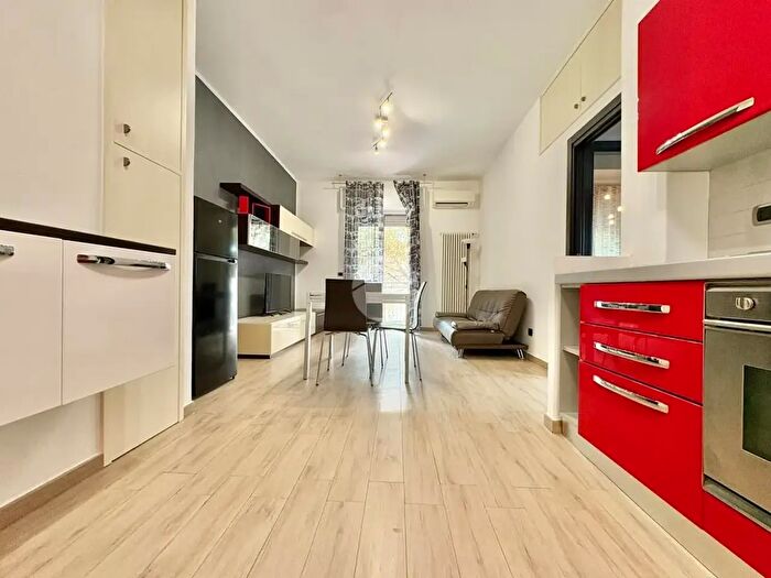 Appartamento trilocale in vendita in Viale Giotto, Cesenatico