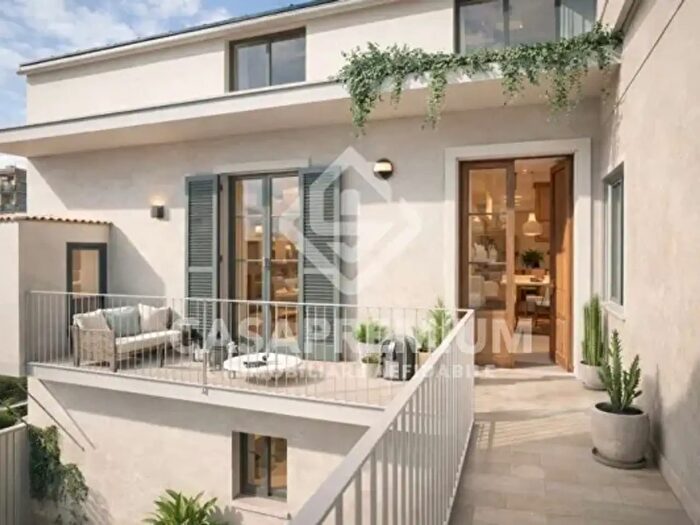 Appartamento con 5 locali in vendita in Via Maiuri, Acerra