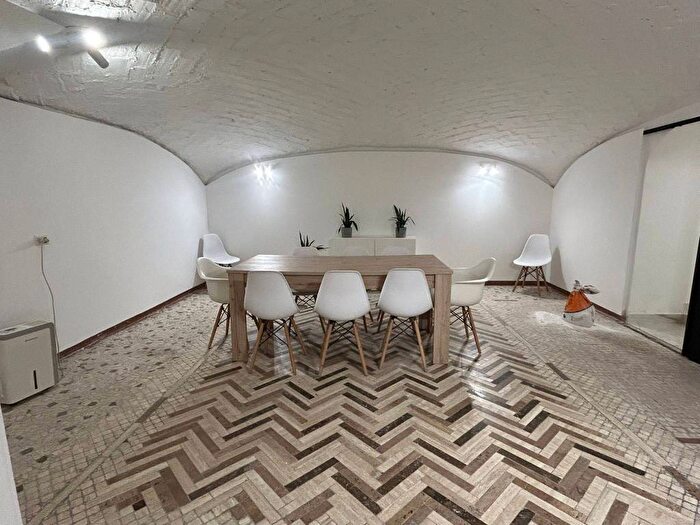 Appartamento quadrilocale in affitto in Via Otranto, Prati, Roma