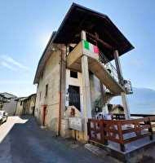 Casa bilocale in vendita in Montagna in Valtellina Via Poncerini, Montagna In Valtellina