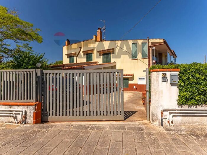 Casa con 14 locali in vendita in Contrada Montetullio a, Martina Franca
