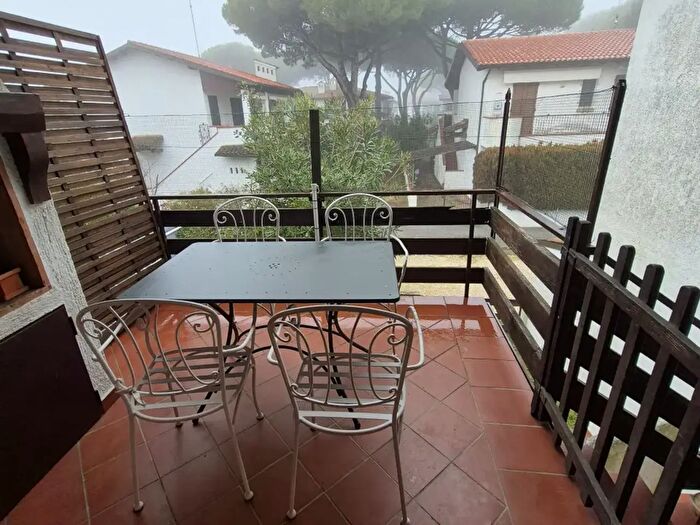 Appartamento quadrilocale in vendita in Viale Raffaello Sanzio N, Comacchio