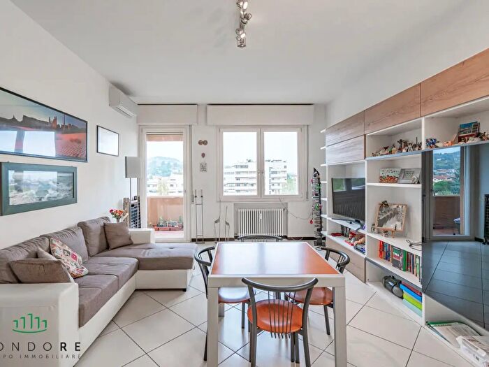 Appartamento trilocale in vendita in Via Benedetto Marcello, Bologna