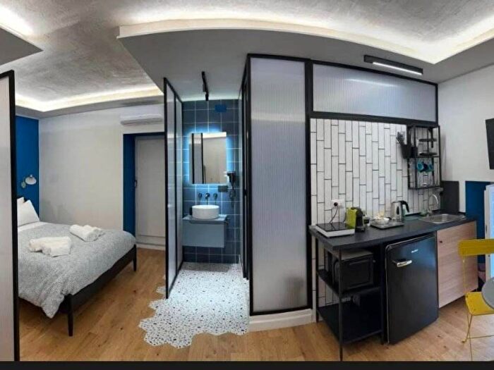 Appartamento monolocale in affitto in Largo Proprio di Arianiello, Centro Storico, Napoli