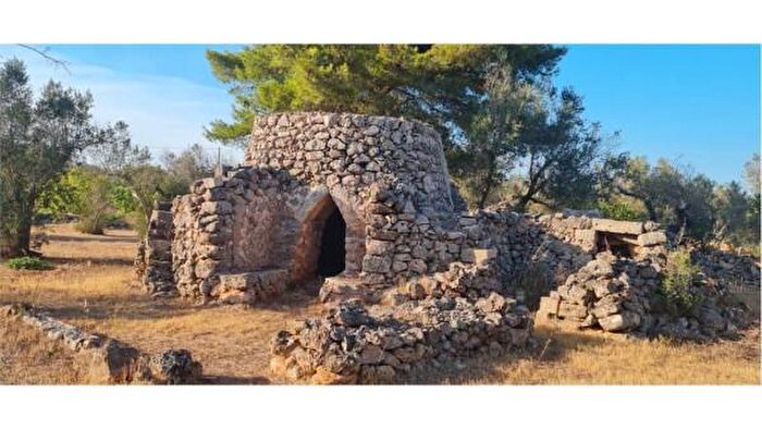 Casa monolocale in vendita in Strada Provinciale Alezio Tuglie Collepasso, Neviano