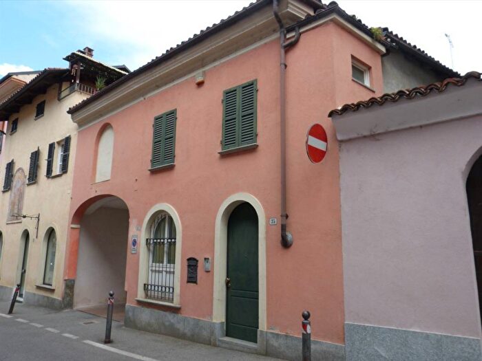 Appartamento quadrilocale in affitto in Via Cesare Battisti, Centro, Fossano