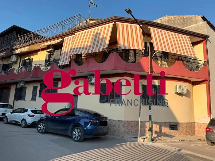 Casa con 5 locali in vendita in Via Savoia, Recale