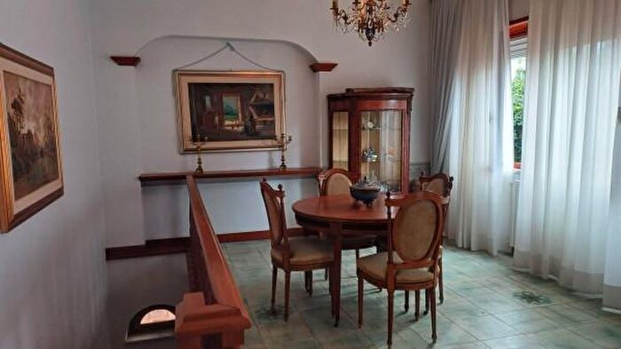 Appartamento con 6 locali in vendita in Terracina