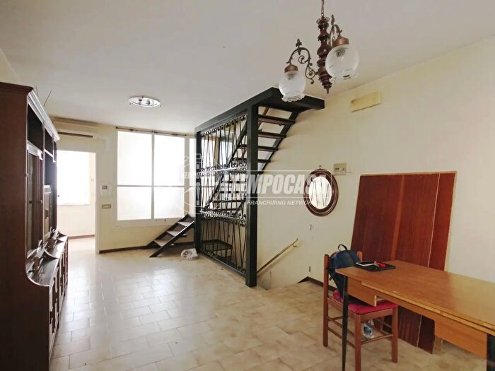 Casa trilocale in vendita in Monte Urano