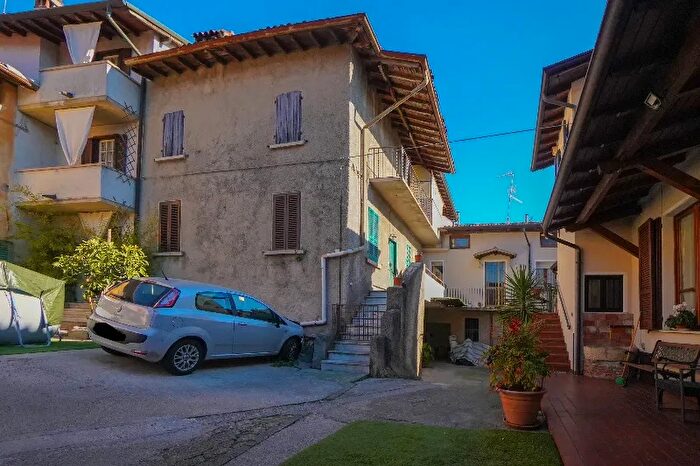 Casa quadrilocale in vendita in Via Sant Antonio, Gavardo