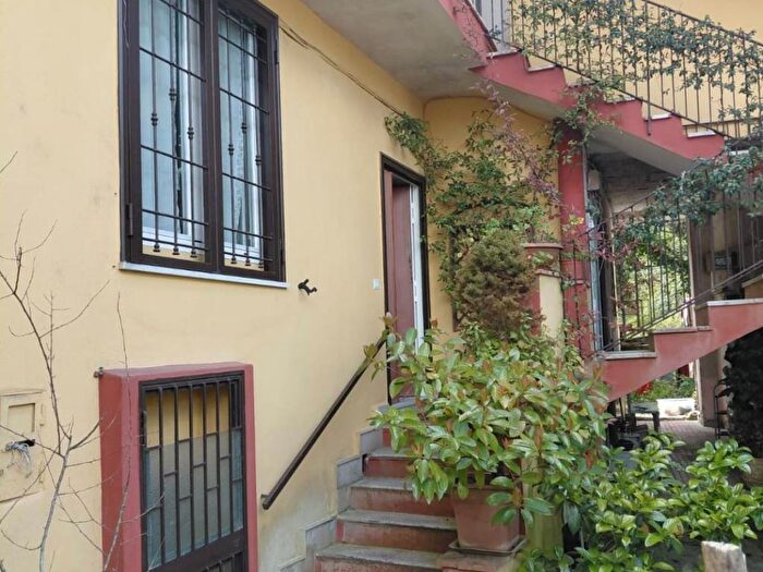 Appartamento bilocale in affitto in Via Giovanni Palatucci, Zona Ospedaliera, Napoli