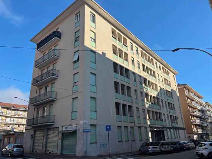 Appartamento con 6 locali in affitto in corso risorgimento, Centro Città San Paolo, Biella
