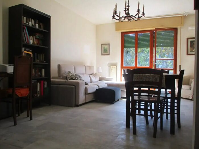 Appartamento trilocale in vendita in Pisa