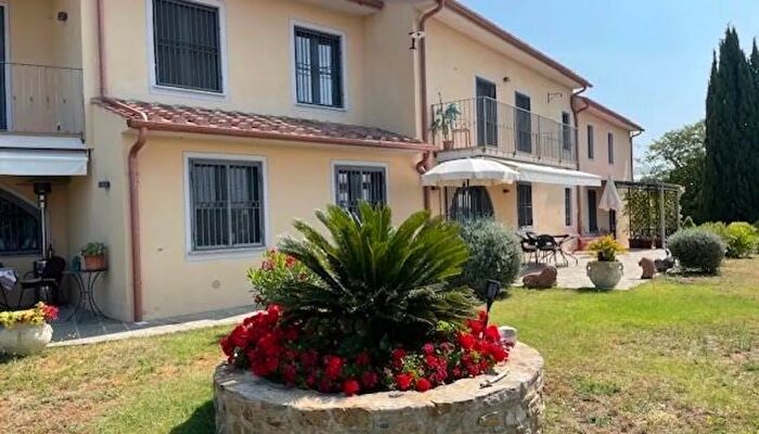 Casa in vendita in Passignano Sul Trasimeno