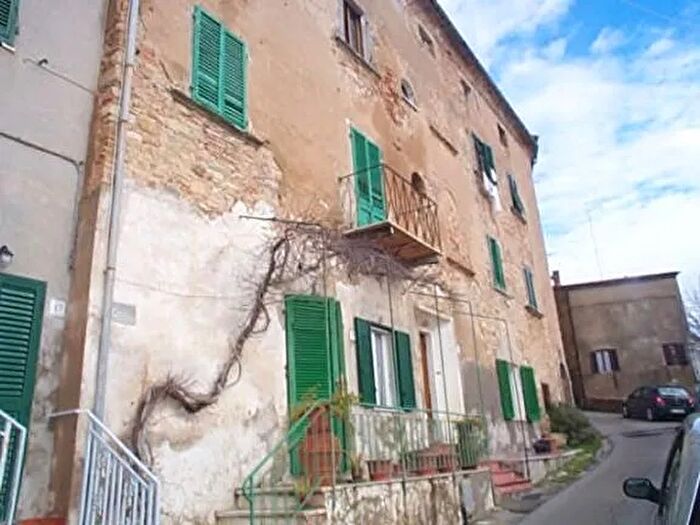 Appartamento con 8 locali in vendita in Santa Luce