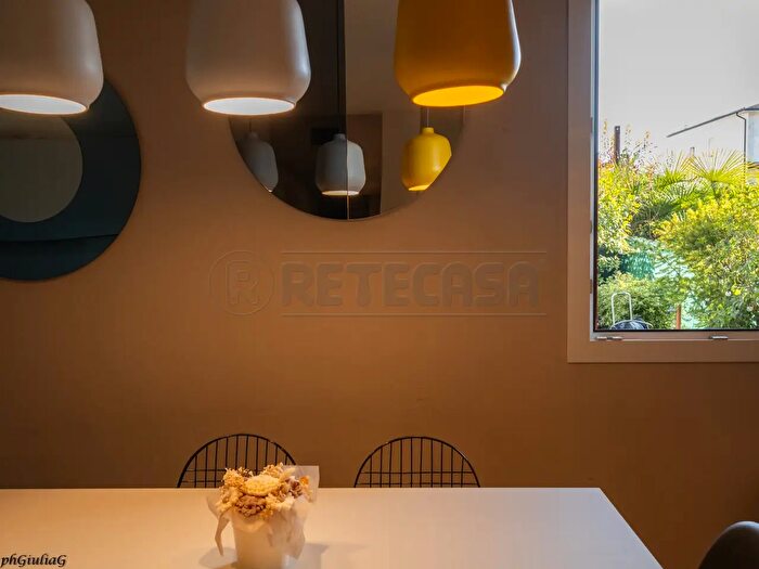 Appartamento quadrilocale in vendita in Via Arnaldi, Dueville