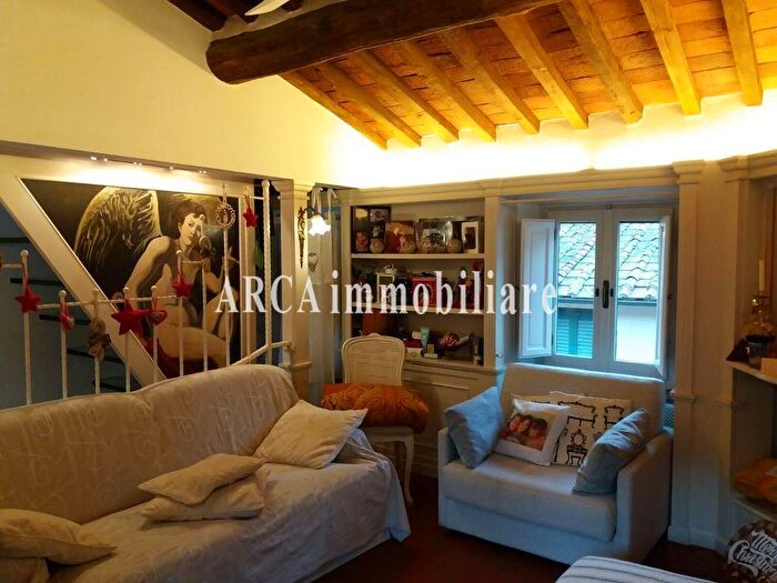 Appartamento trilocale in vendita in Pietrasanta