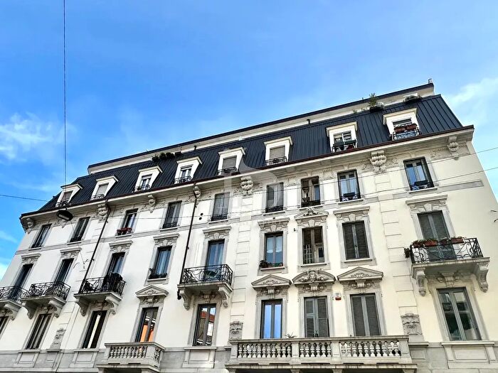 Appartamento bilocale in affitto in Via Ugo Bassi, Milano