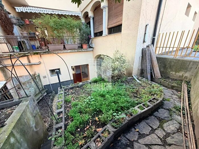 Appartamento bilocale in vendita in Via Locatelli, Alzano Lombardo