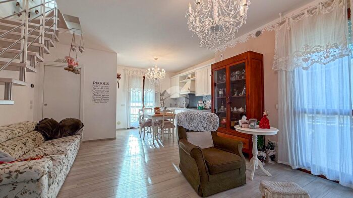 Appartamento quadrilocale in vendita in Via Niccolò Copernico, Misano Adriatico