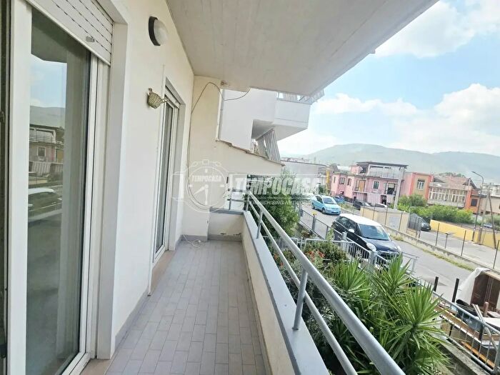 Casa con 5 locali in vendita in Baiano