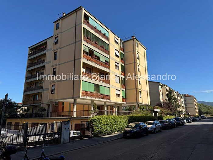 Appartamento con 5 locali in vendita in Via Ciseri, Firenze