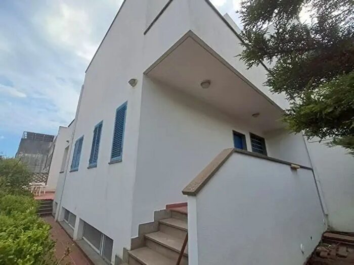 Casa con 6 locali in affitto in Villaggio Botterio, Montauro