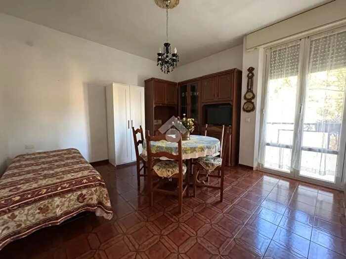 Appartamento quadrilocale in vendita in Via Vincenzo Minardi, Forli'