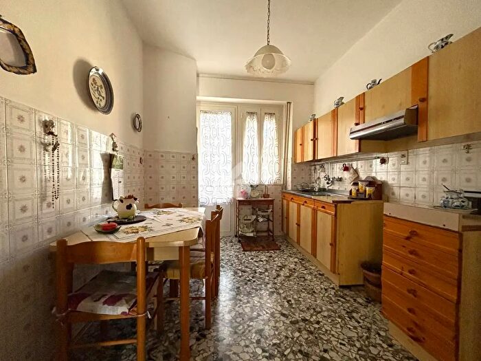 Appartamento quadrilocale in vendita in Via Giovanni Fattori, Arezzo