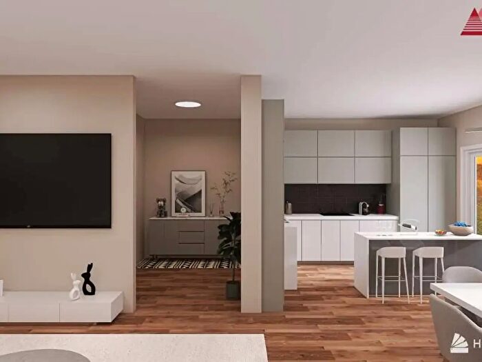 Casa quadrilocale in vendita in Via Monte Grappa, Fenegro