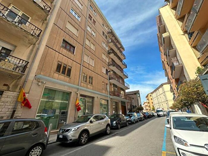 Appartamento bilocale in vendita in Via Edmondo Buccarelli, Catanzaro