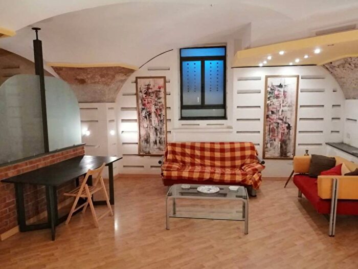 Appartamento bilocale in affitto in Via Gabriello Carnazza, Corso Italia Europa, Catania