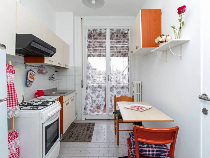 Appartamento trilocale in affitto in Via Ercole Ricotti, Bovisa, Milano