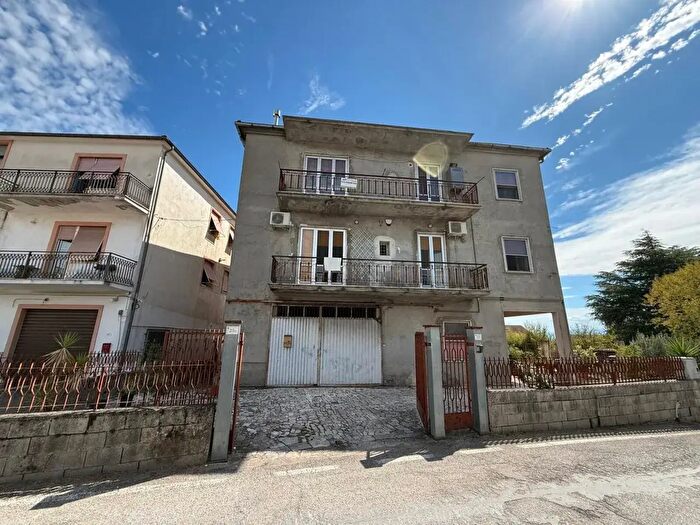 Appartamento con 6 locali in vendita in Ferentino